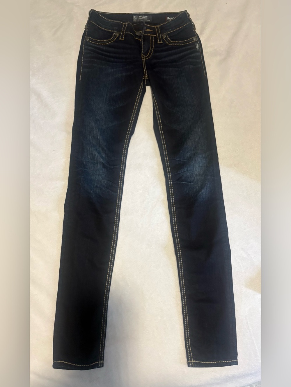 Silver Jeans Suki Mid Super Skinny Dark Blue Jeans with Contrast Stitching